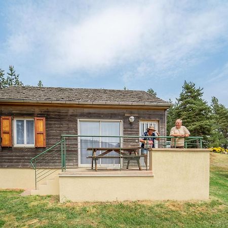 Les Chalets De La Vallee Du Bes Noalhac Экстерьер фото